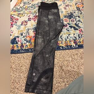 Lululemon Black Patterned Leggings